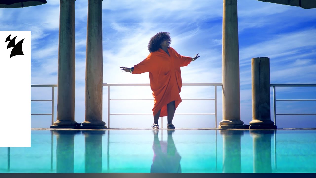 Angie Brown - I'm Gonna Get You (Official Music Video)