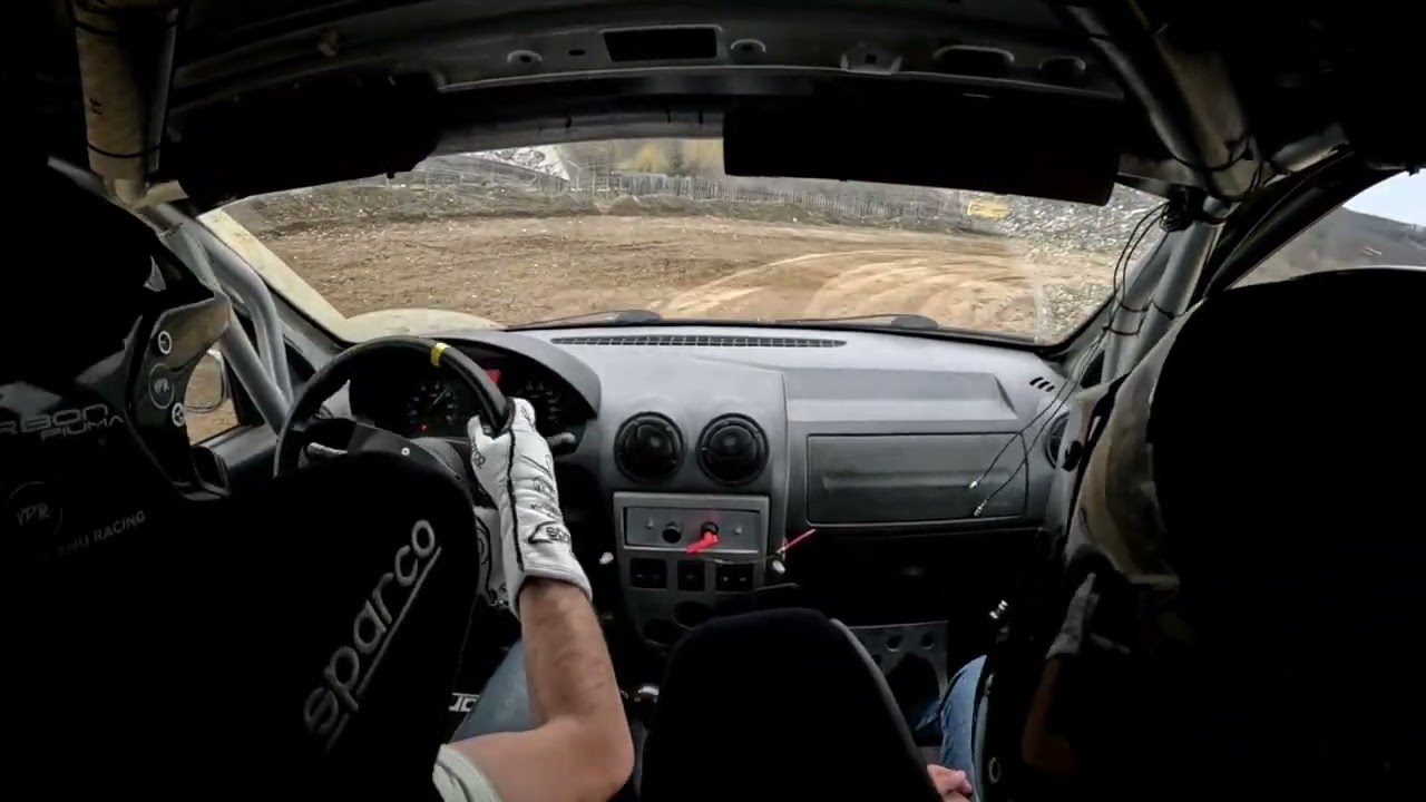 Dacia Logan - Rally licensing runs at La Helesteu