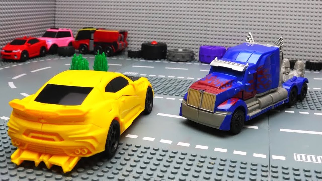 Transformers Bumblebee vs Optimus Prime Animated Film!