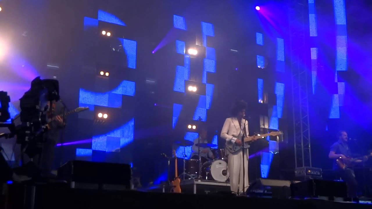 King Charles - Lady Percy @ Glastonbury Festival 29.06.2014