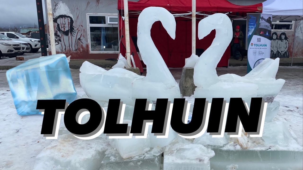 TOLHUIN - ESCULTURAS de HIELO - Tierra del Fuego - Argentina