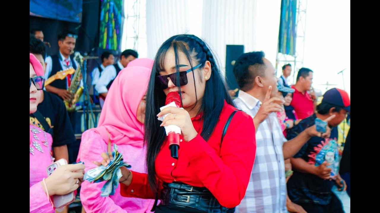 UNYU UNYU INDAH WATI SHOW NMS HAJAT BPK.H.MUHALIM DAN IBU.HJ.DARIYAH ( KUWU MUNDAK JAYA )