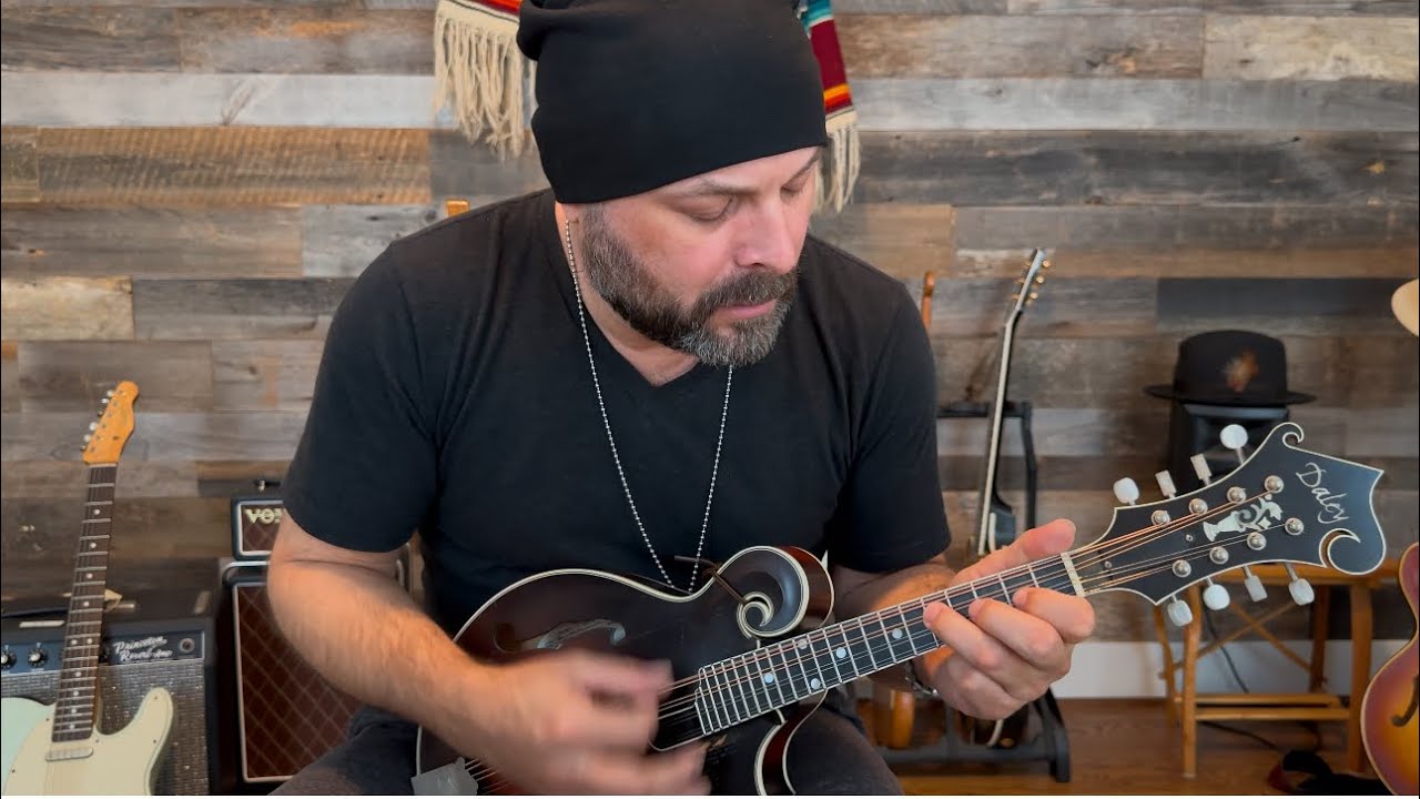 Beginning Mandolin and The Styles of Bill Monroe, Sam Bush, Levon Helm and Ry Cooder
