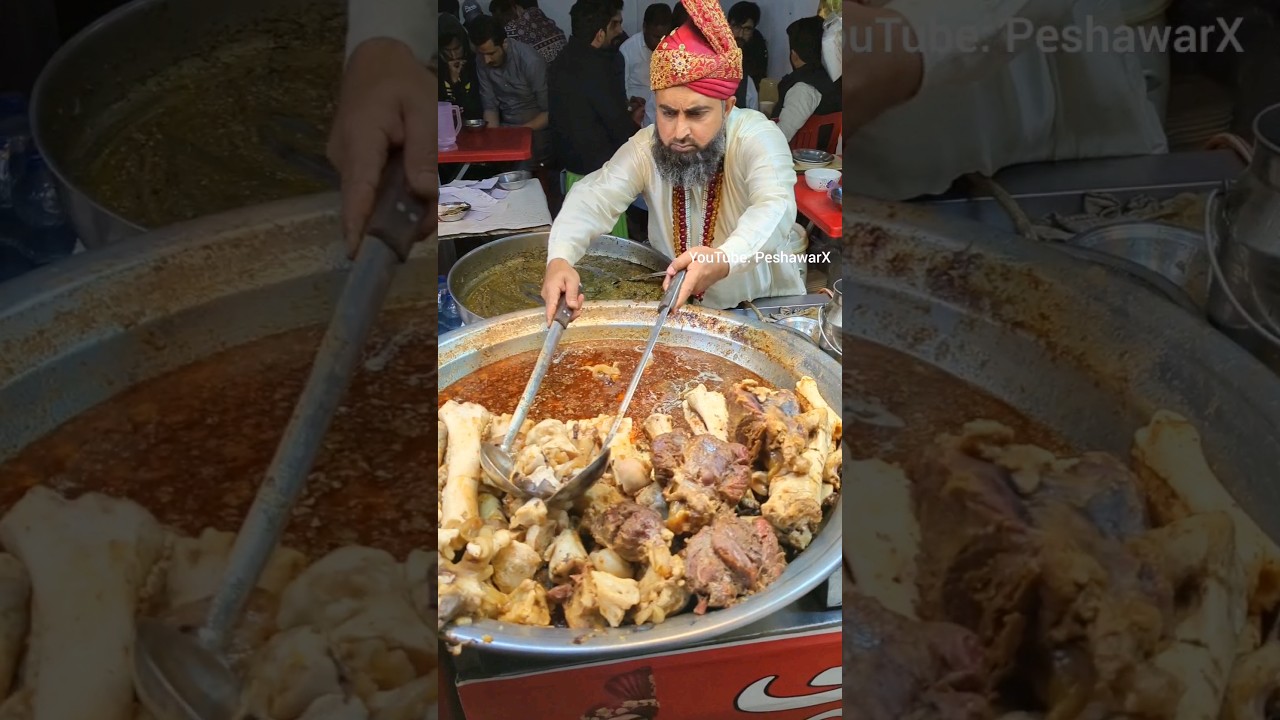 Akbar Jee Siri Paye - Kartarpura Street Food in Rawalpindi | Cow Head and Legs Fry | Kartarpura Paye