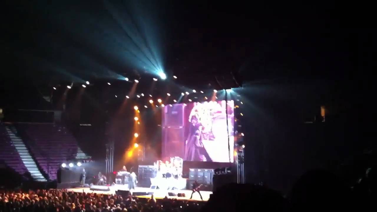 Ozzy izod center