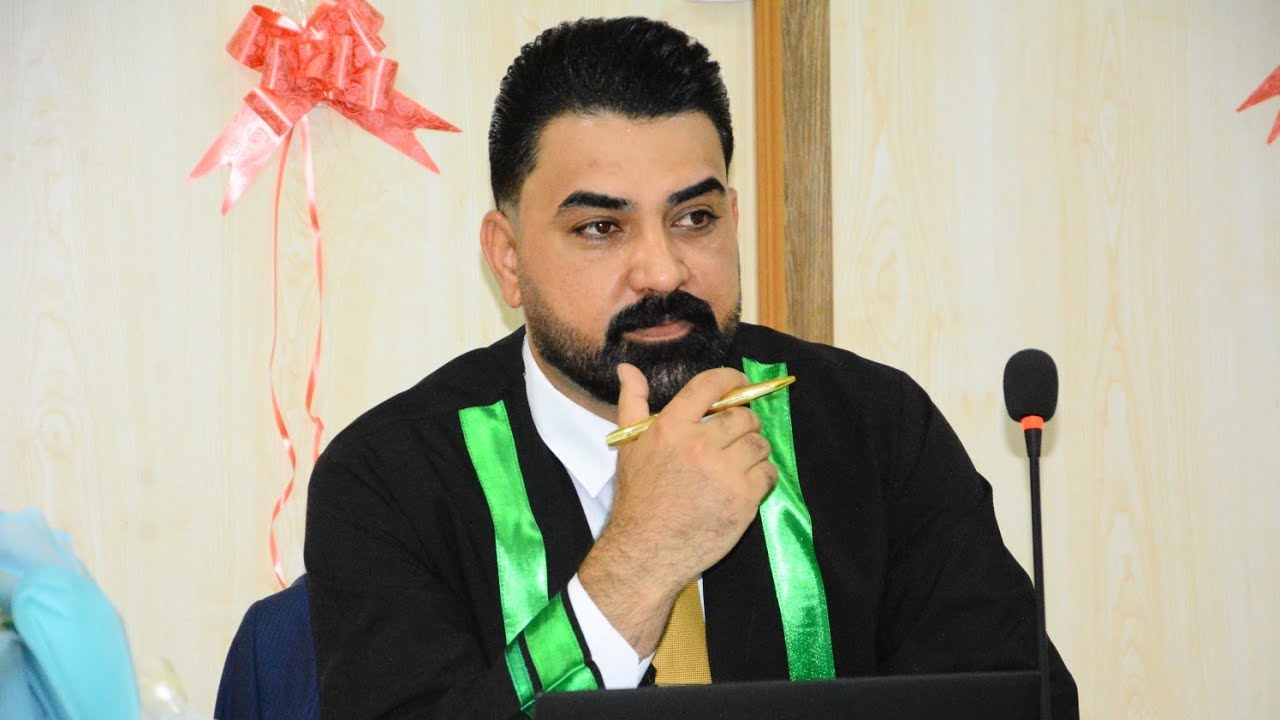 جانب من مناقشة رسالة ماجستير للطالب قصي فرحان خلف قسم التربة والموارد المائية.