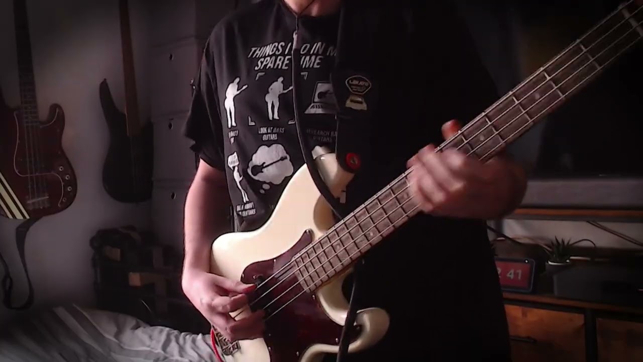Mountain – “Mississippi Queen” Bass Interpretation | Bass Big Muff Fuzz Test