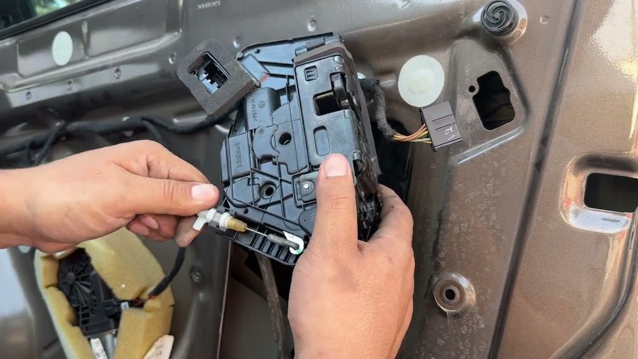 Jetta MK6: Como desmontar Chapa / JMK