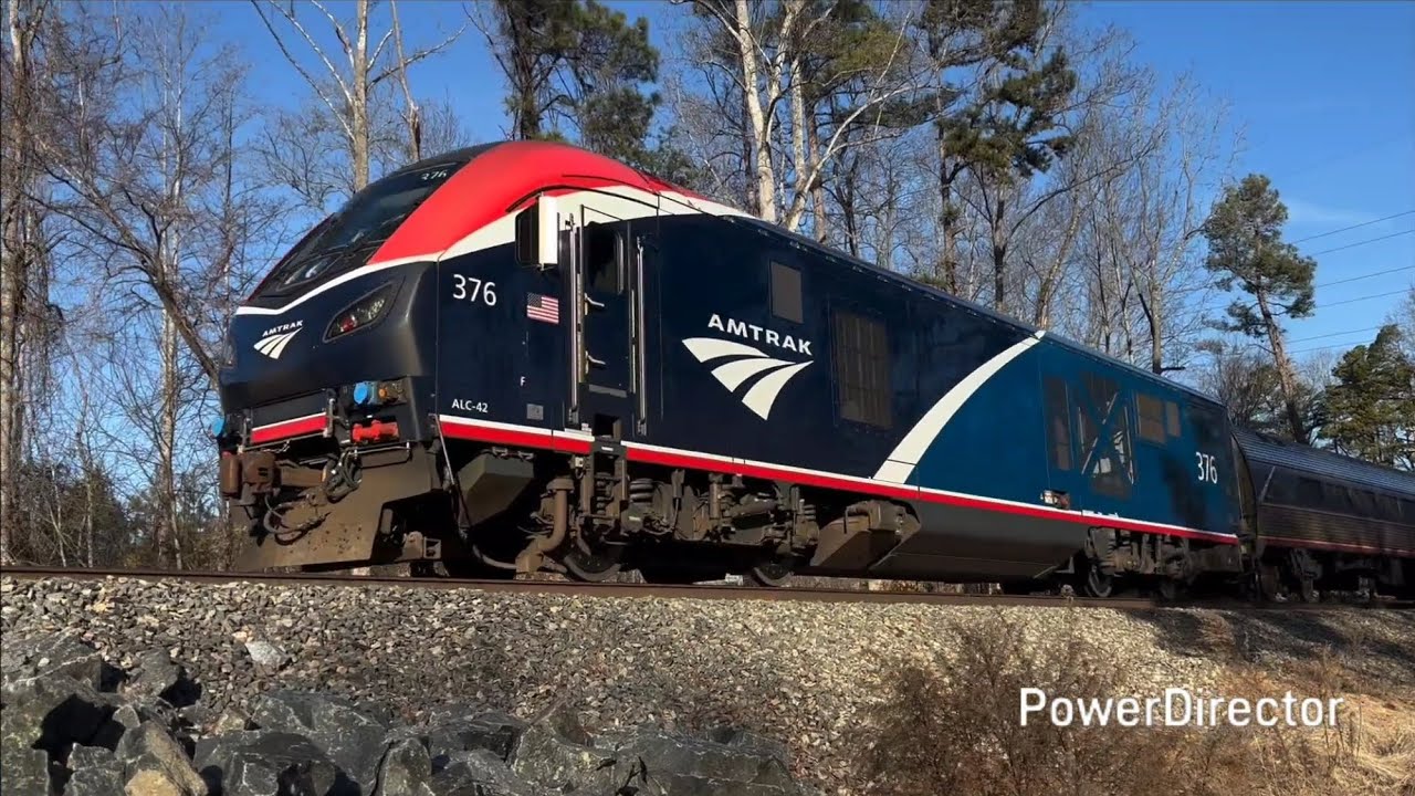 9 mins of amtrak in late 2025 to early 2026 in Hillsborough nc 🇺🇲