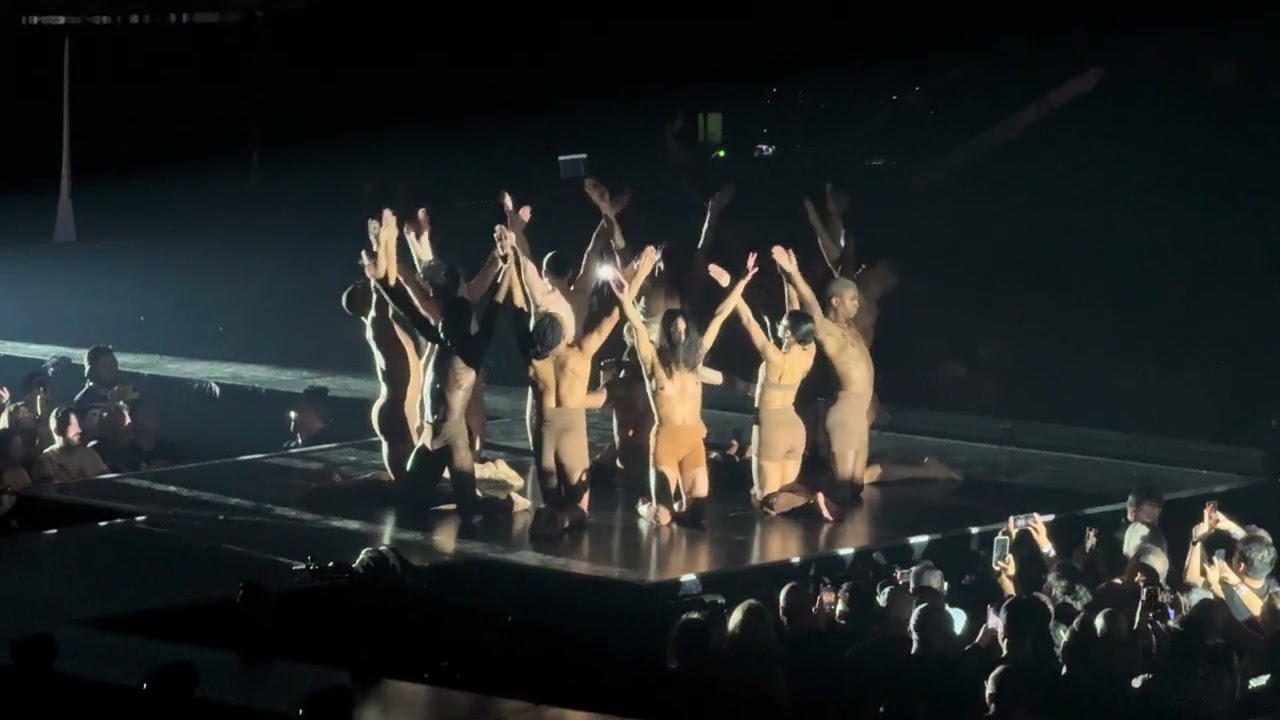 Madonna - Justify My Love / Fever - Celebration Tour - Las Vegas, NV