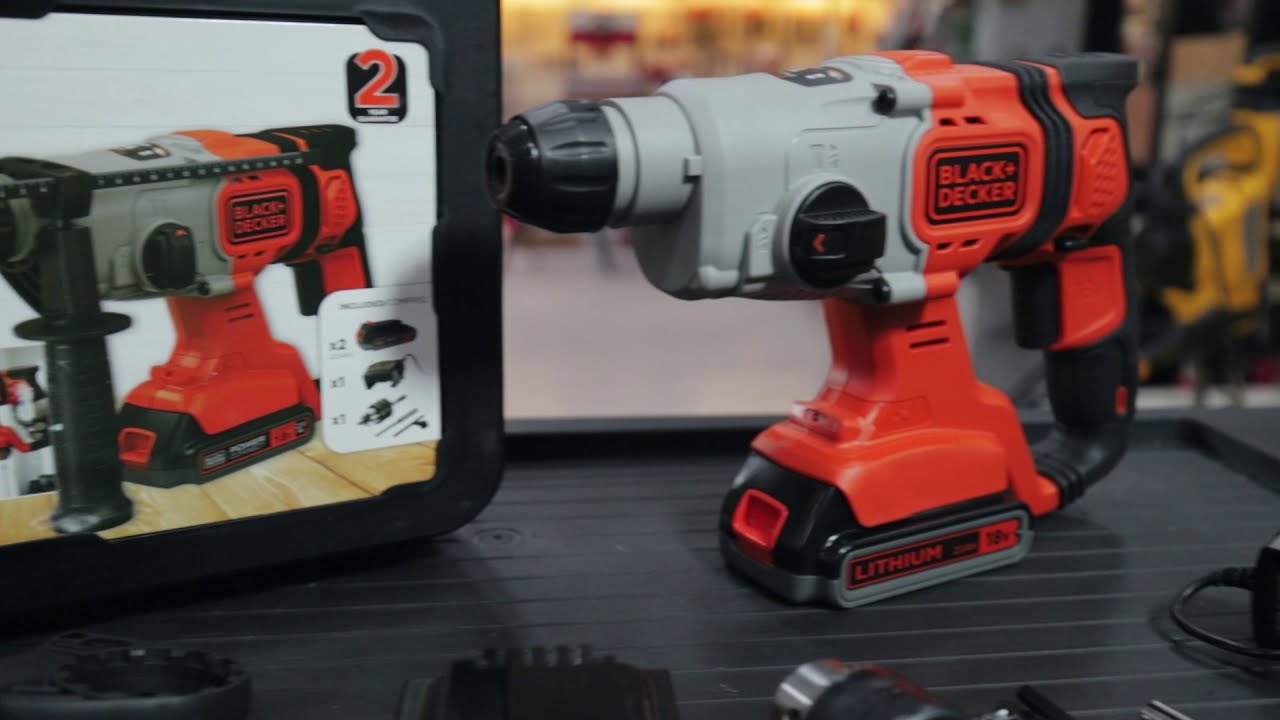 BLACK+DECKER [BCD900E2K-QW] AKUMULATOROWA MŁOTOWIERTARKA DLA MAJSTERKOWICZW&Oacute;W I NIE TYLKO...