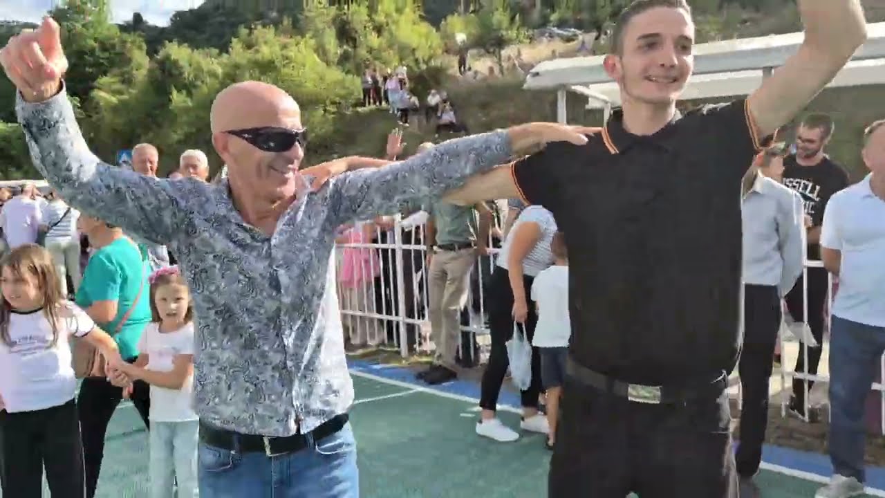 🔴 Zemo Kralj s harmonika&scaron;em kolo vodi - Glavatičevo kod Konjica - Amko Bend - Bosanski teferič