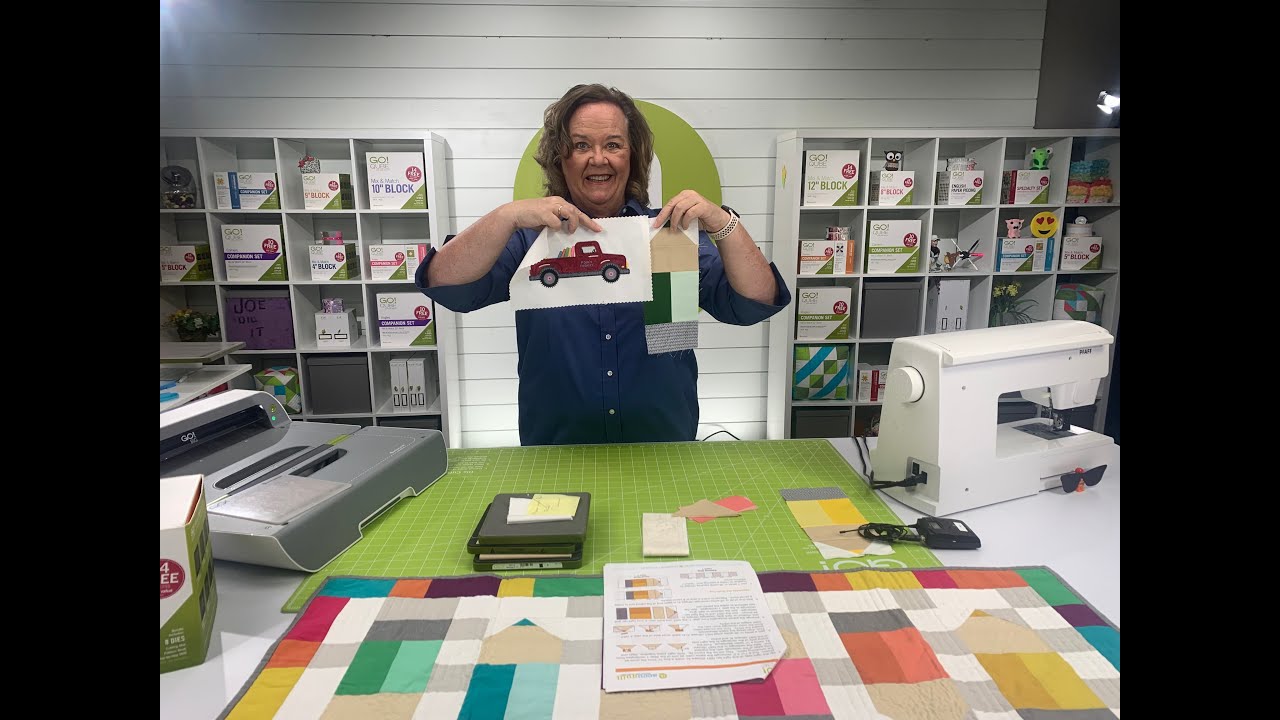 AccuQuilt Live: Quilting Class is in Session