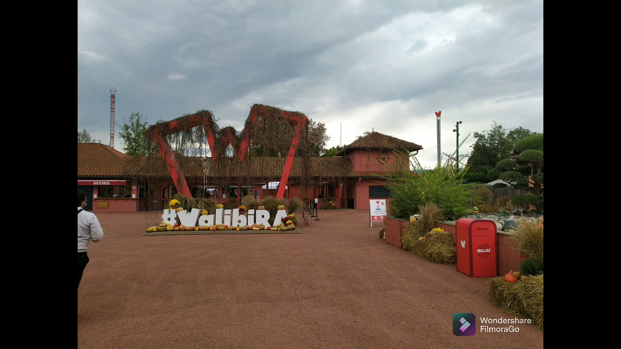 WAAALLOWEEN 2021