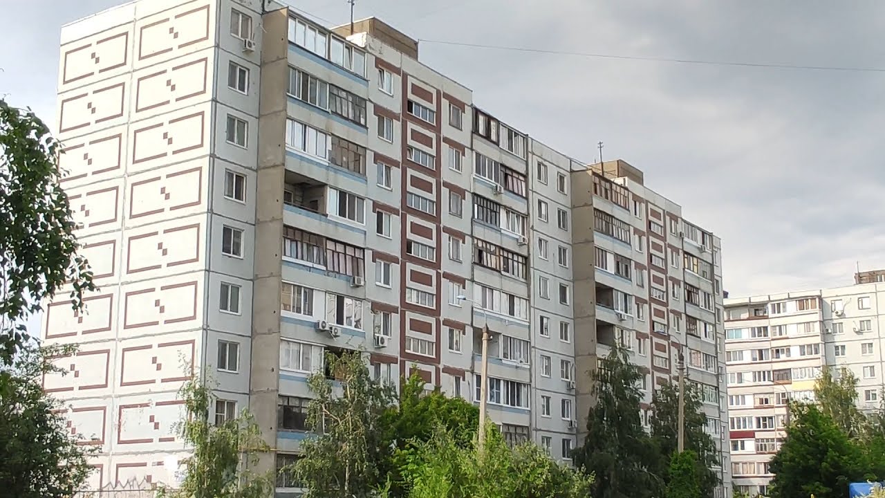 🏤Малосемейка! Лифт (МЛЗ-1985 г.в); 20 лет ВЛКСМ 52 подъезд 1; город Балаково; серия дома: 90-041