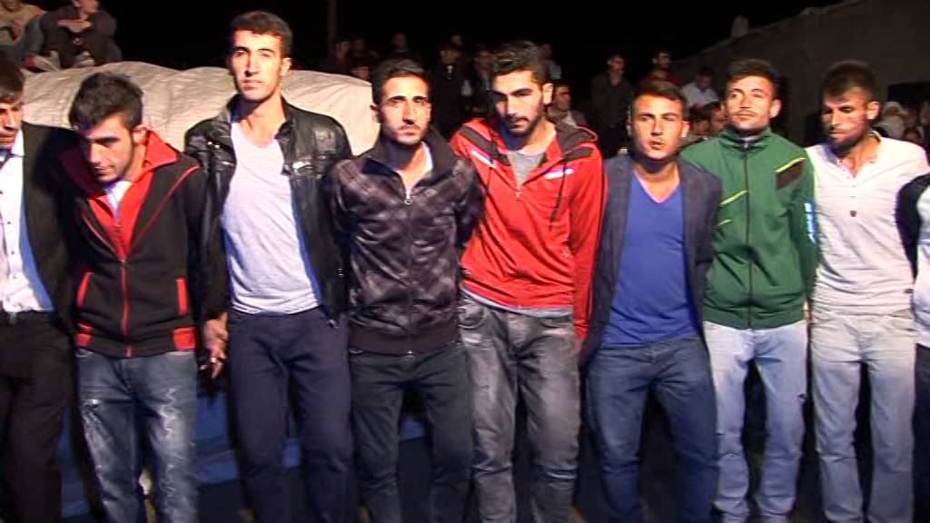 muş bulanık Sarıpınarköyü Ercan katma düğünü 2015 halay