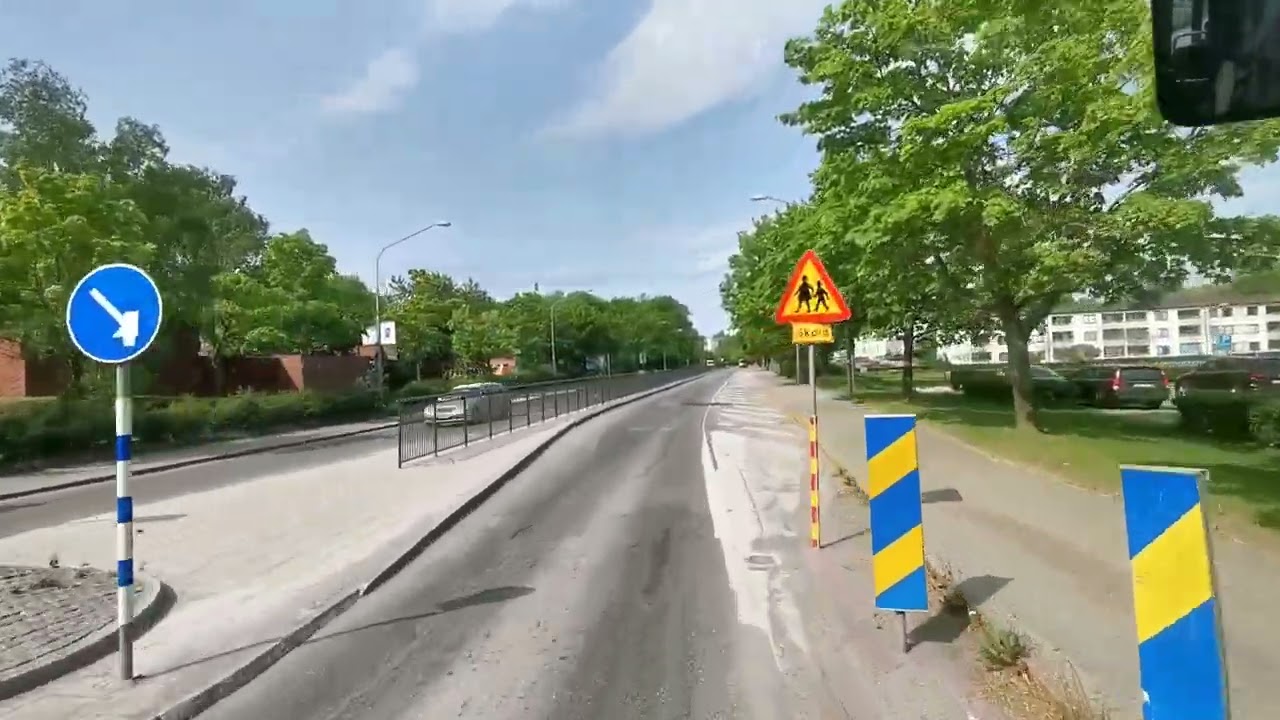 Tom körning linje 135 från E4 E20 mot Vårbarg Centrum ( Stockholm SSV Nyboda Hallen Garage )