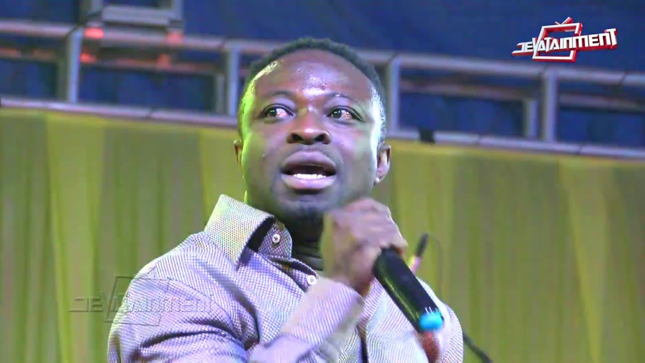 Kwaku Gyasi in a penticostal praise