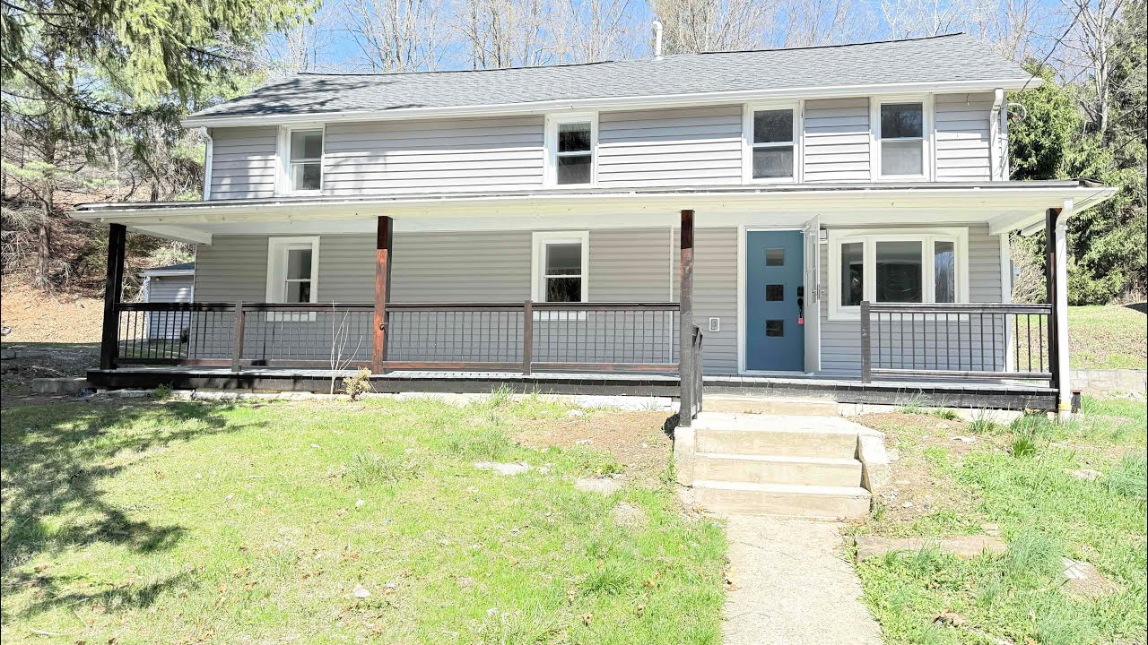 FOR SALE.                                           131 Schaeffer Hill Rd, Pottsville, PA 1790