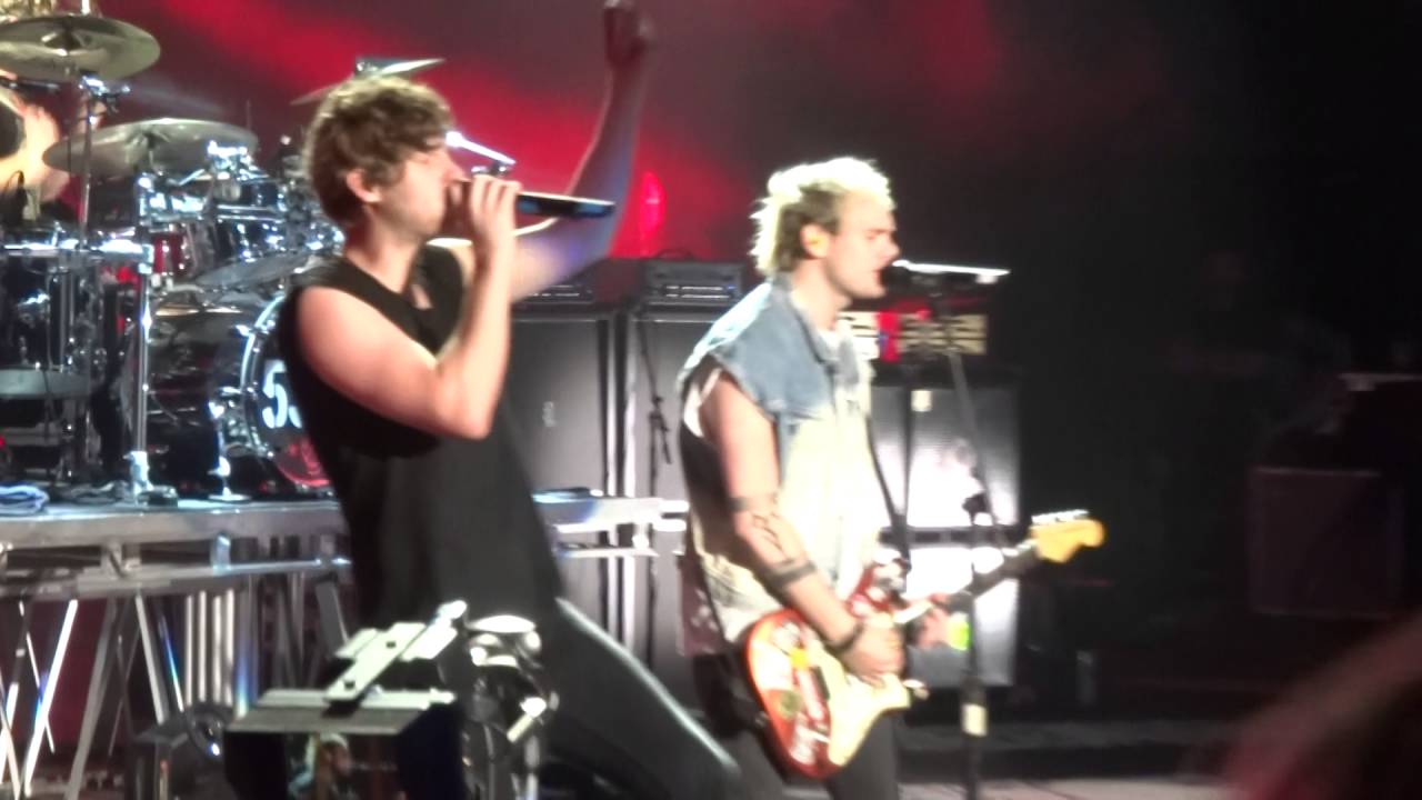 5SOS - Girls Talk Boys Live - 9/2/16 - Mountain View, CA - SLFL Tour - [HD]