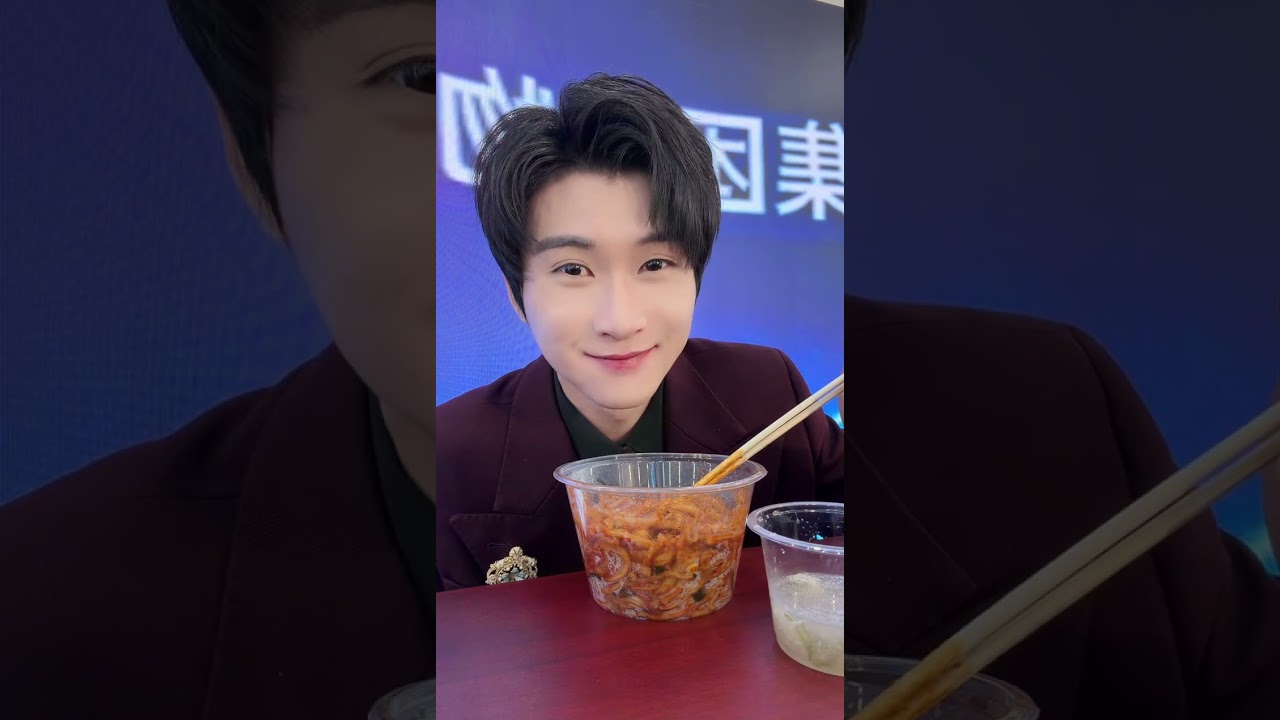 หวังอี้จวิ้น ซ้อมเป็นผู้ประกาศข่าว Live 08.02.26 ครั้งที่3