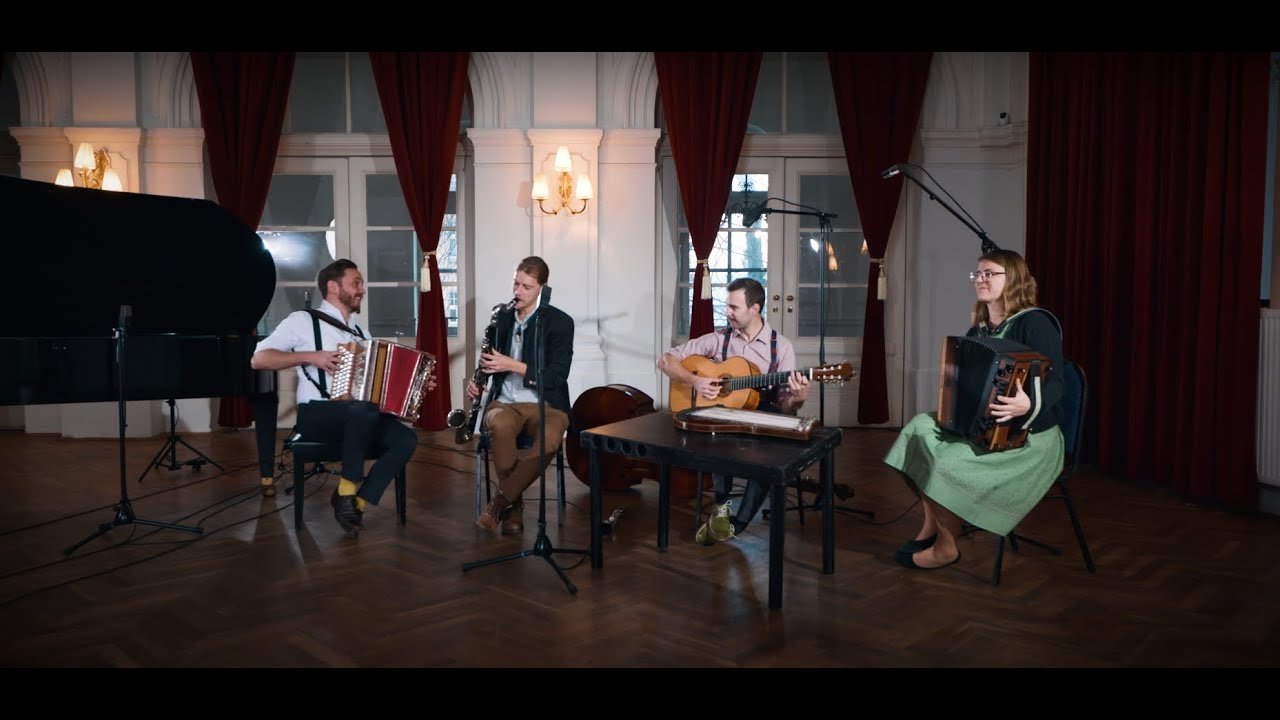 Boarisch Flo Boarischer - Tschejefem & Rafael Fingerlos
