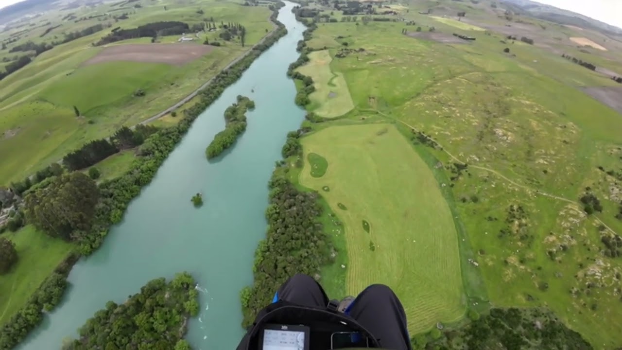 Paramotoring- Clutha river