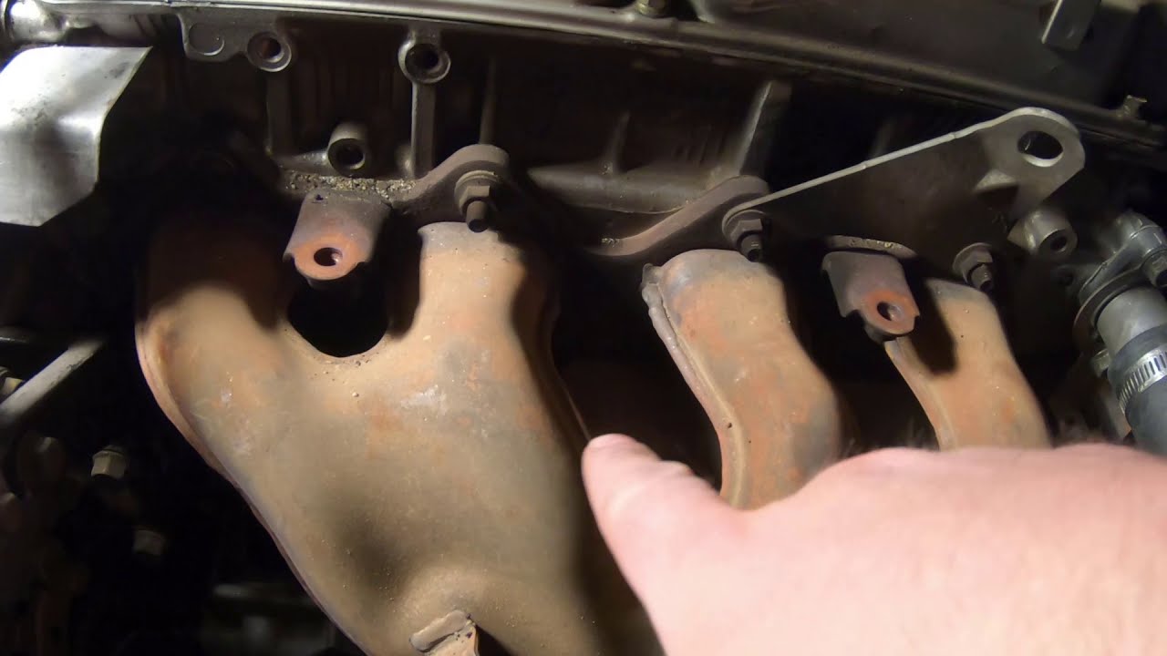 2001 Mitsubishi Galant 2.4L exhaust manifold replacement