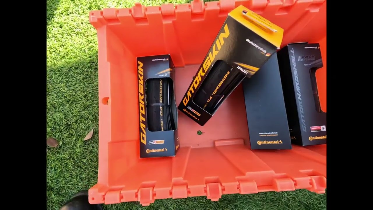 Continental Gatorskins vs. Gator Hardshells￼￼. What’s the difference?