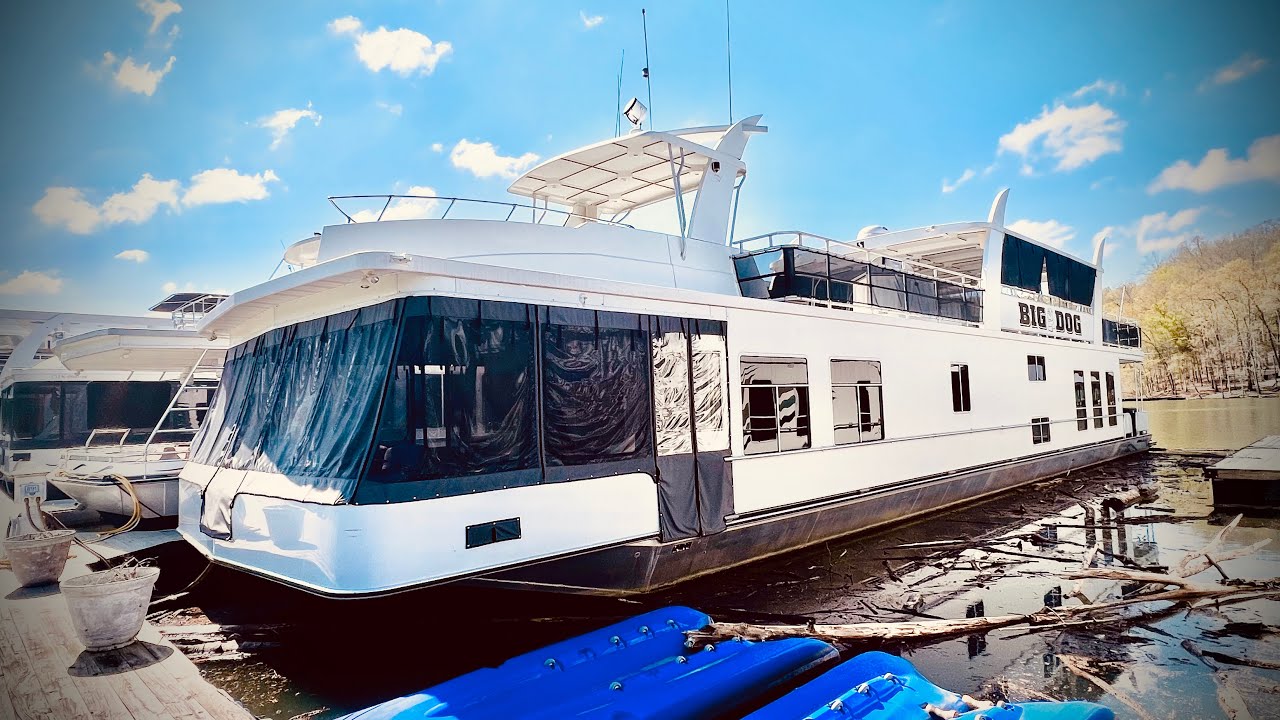 Houseboat for sale 2005 Sharpe 18 x 92 Dale Hollow Lake $599,995