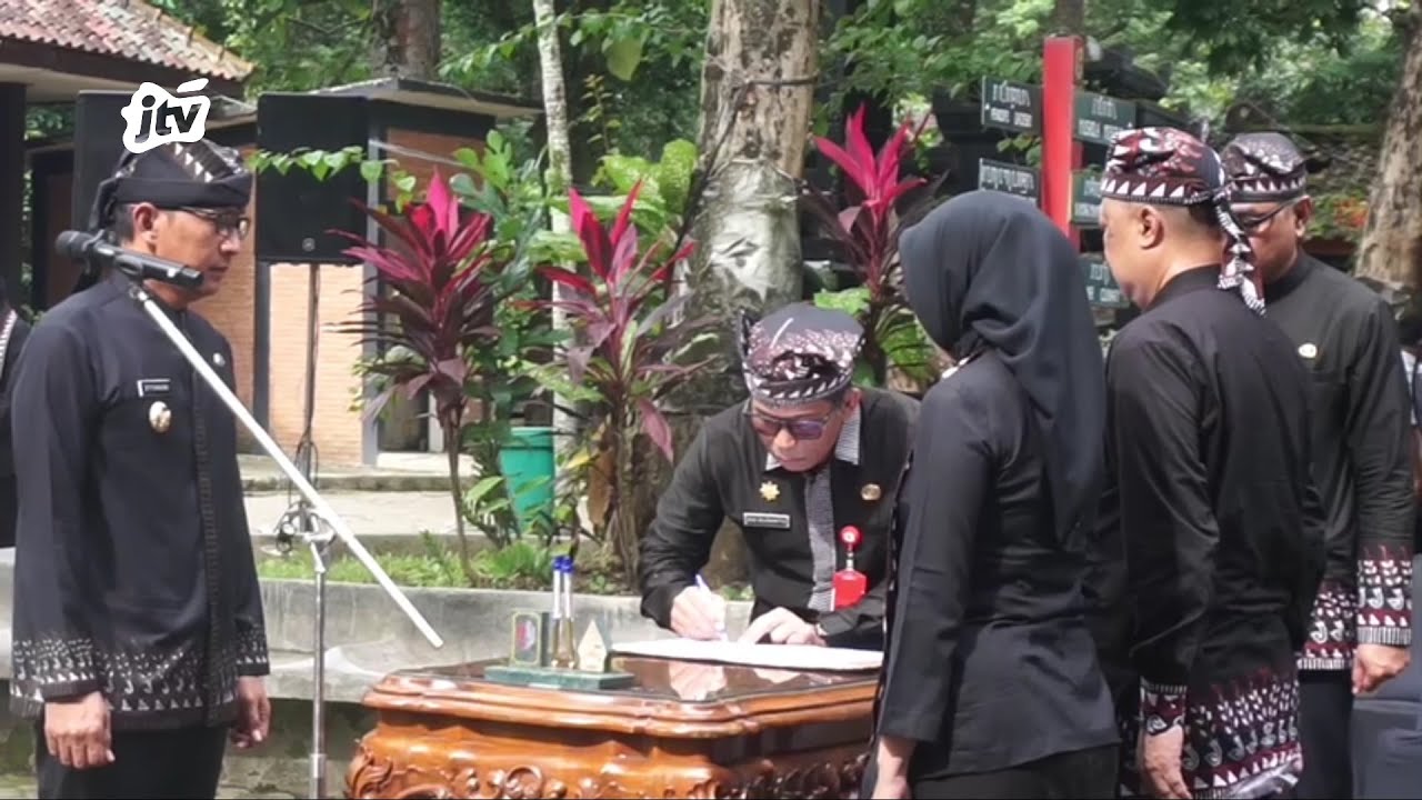 Bupati Bojonegoro Lantik 201 Pejabat di Kawasan Geopark Kayangan Api