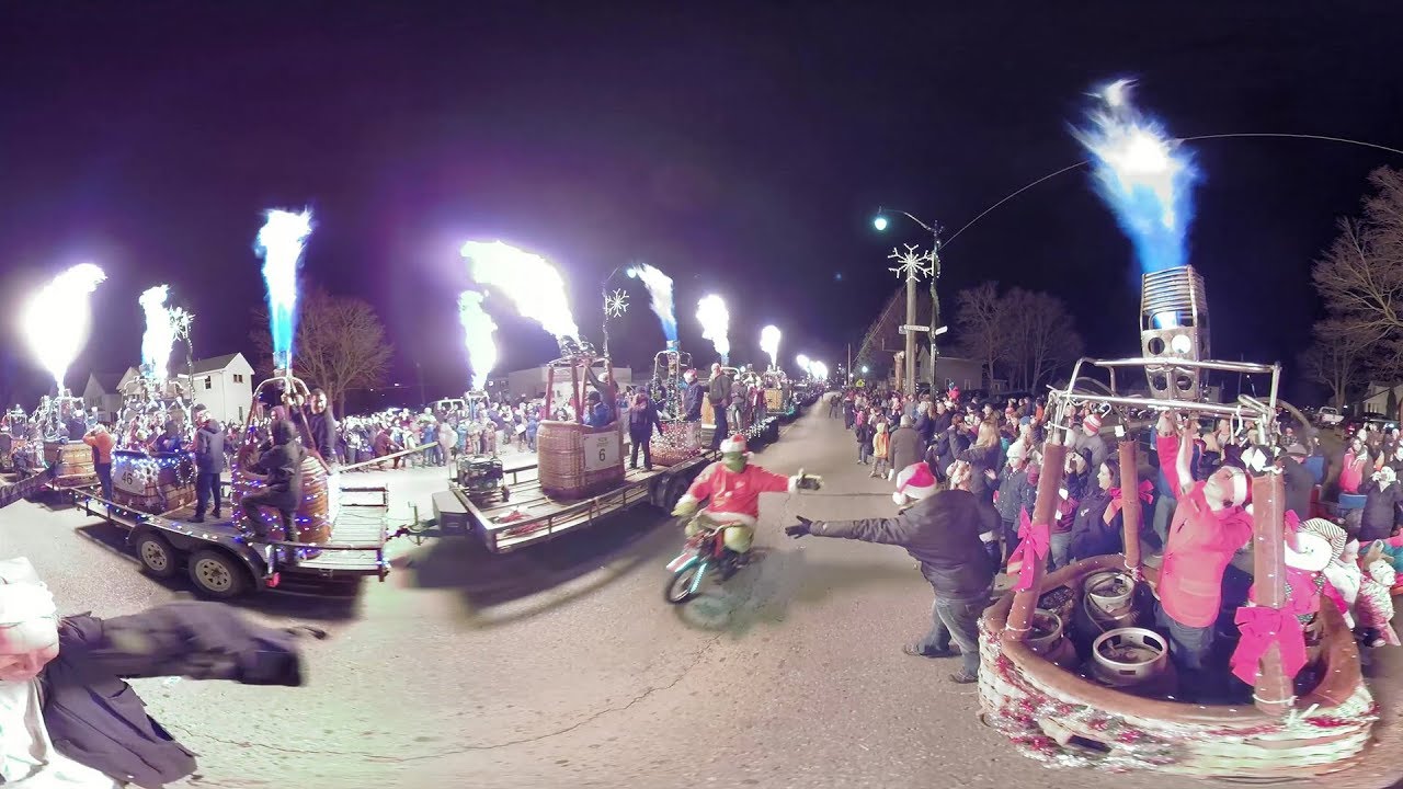 Christmas in the Ville in 4K VR