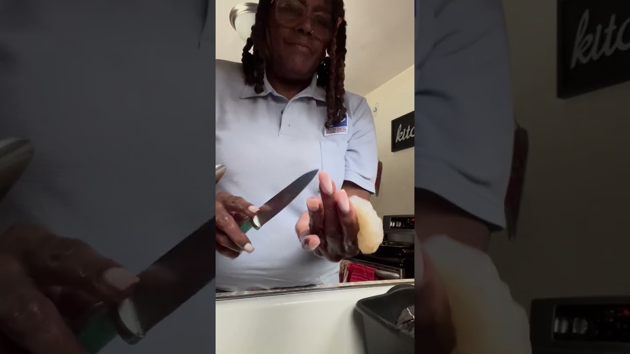 The proper way of cleaning shrimp 
