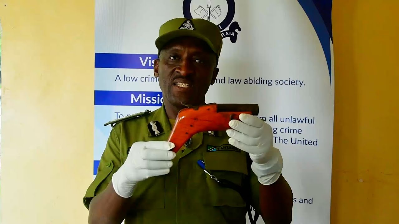 POLISI SONGWE WAMKAMATA MTUHUMIWA WA UJAMBAZI ALIYEIBA MILIONI 54 NA KUMPIGA RISASI MMILIKI