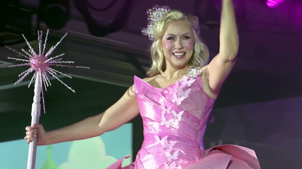 Her Universe Fashion Show 2025
