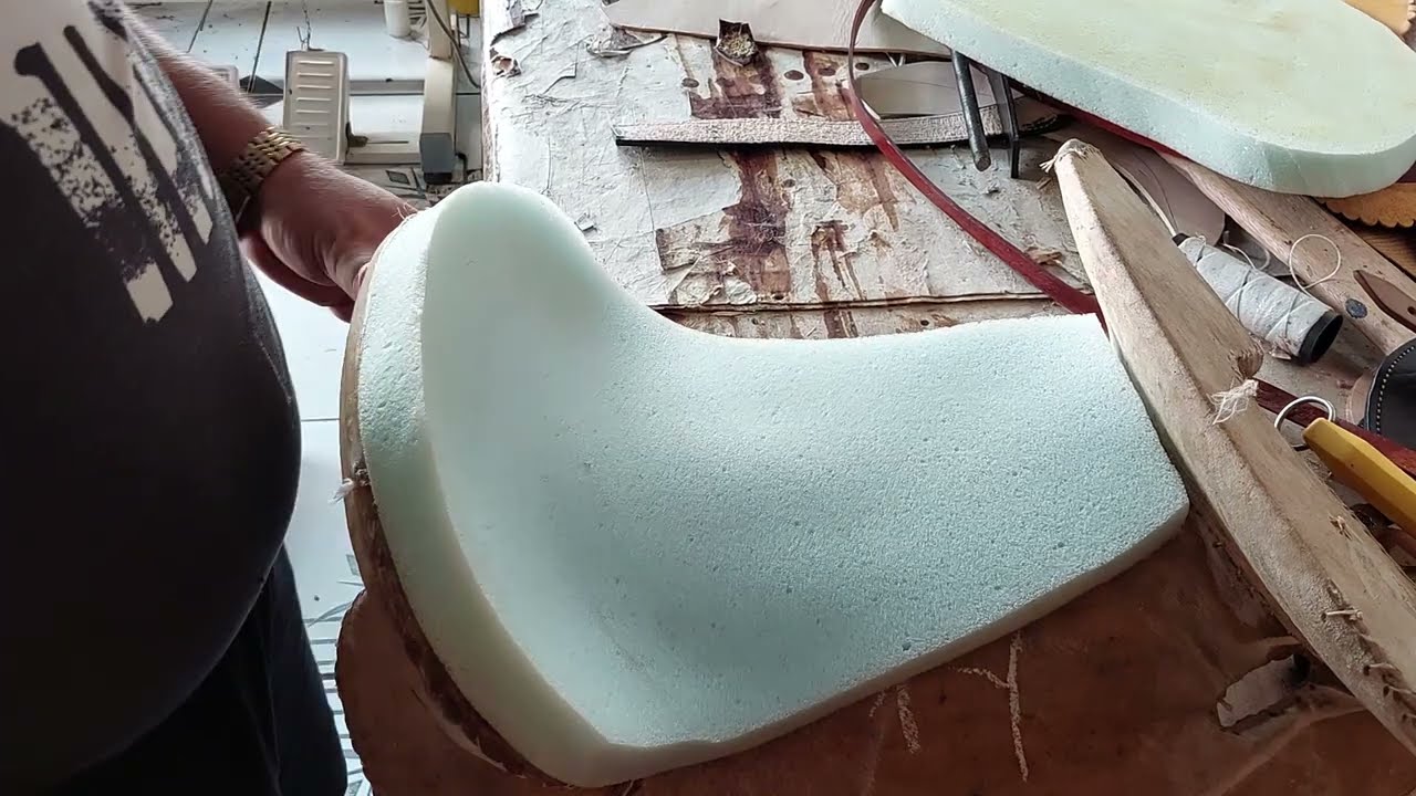 COLANDO ESPUMA DO ASSENTO DO ARREIO  LOMBIL 🐎