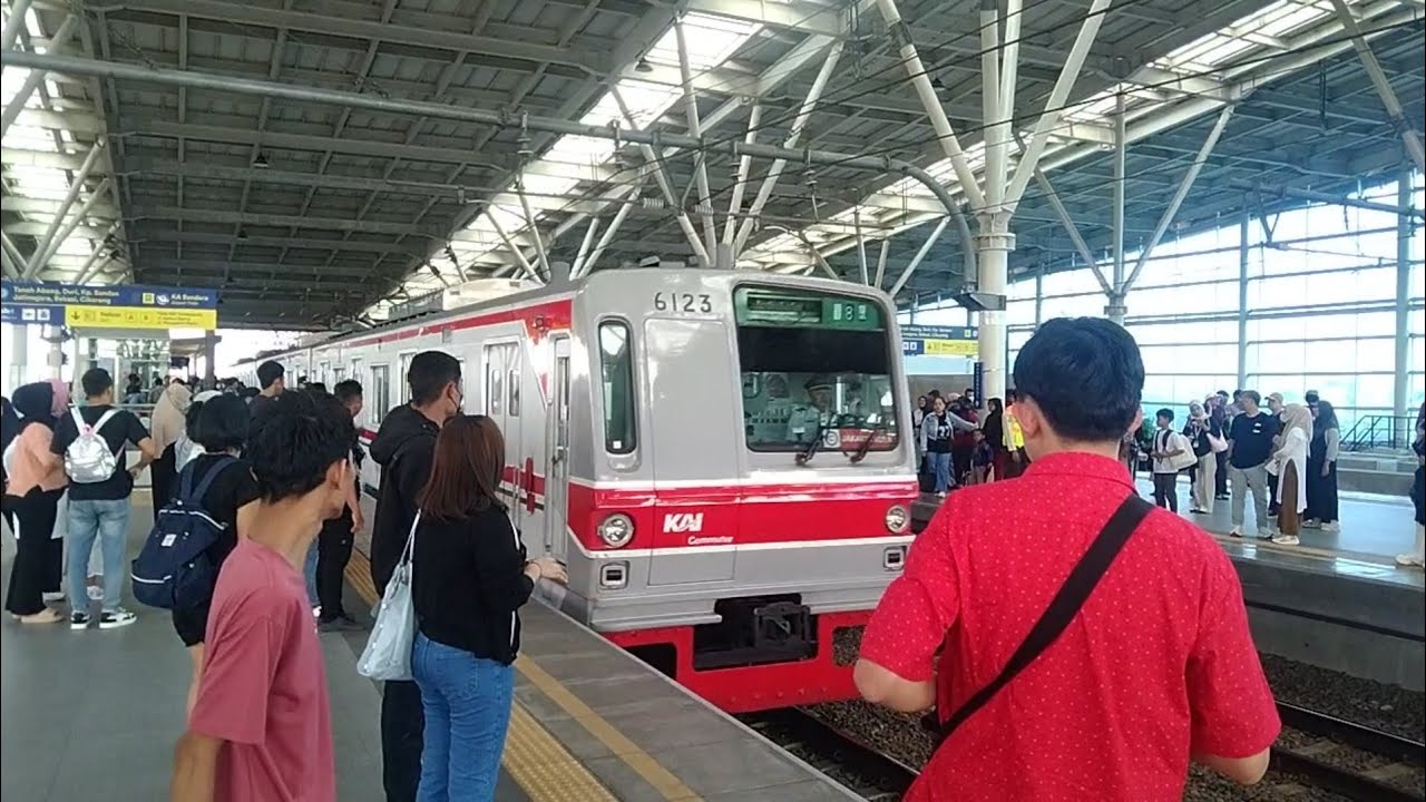 TUTORIAL LENGKAP TRANSIT DI STASIUN MANGGARAI