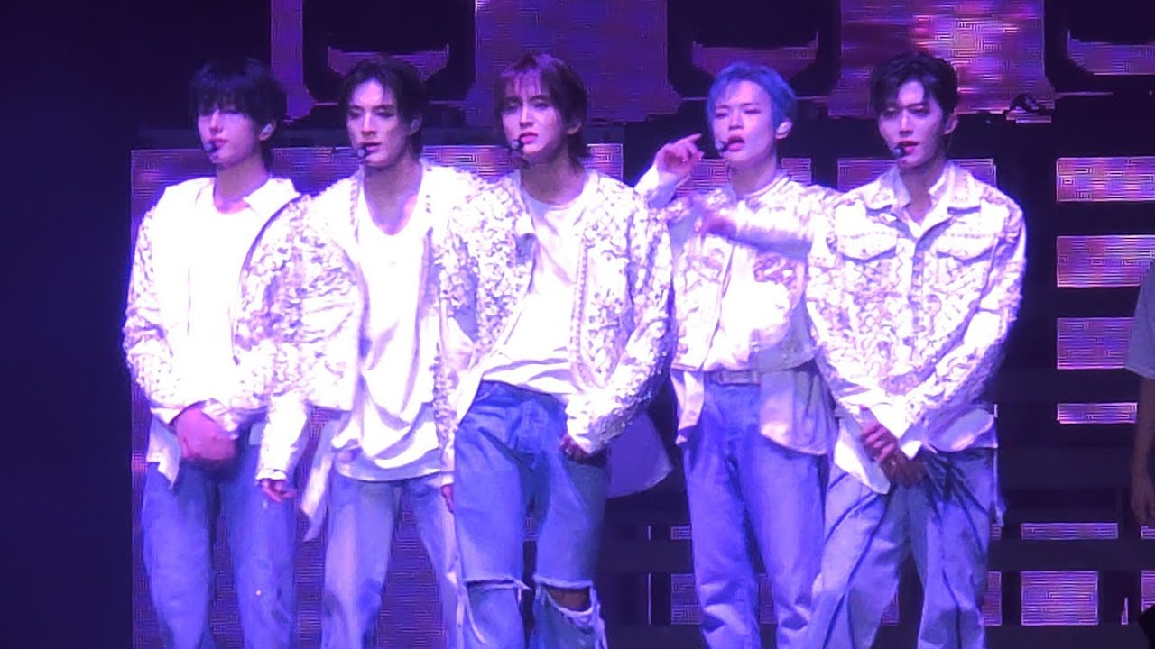 240914 NCT DREAM - Hello Future + Broken Melodies | The Dream Show 3 Tour in Oakland [4K Fancam]