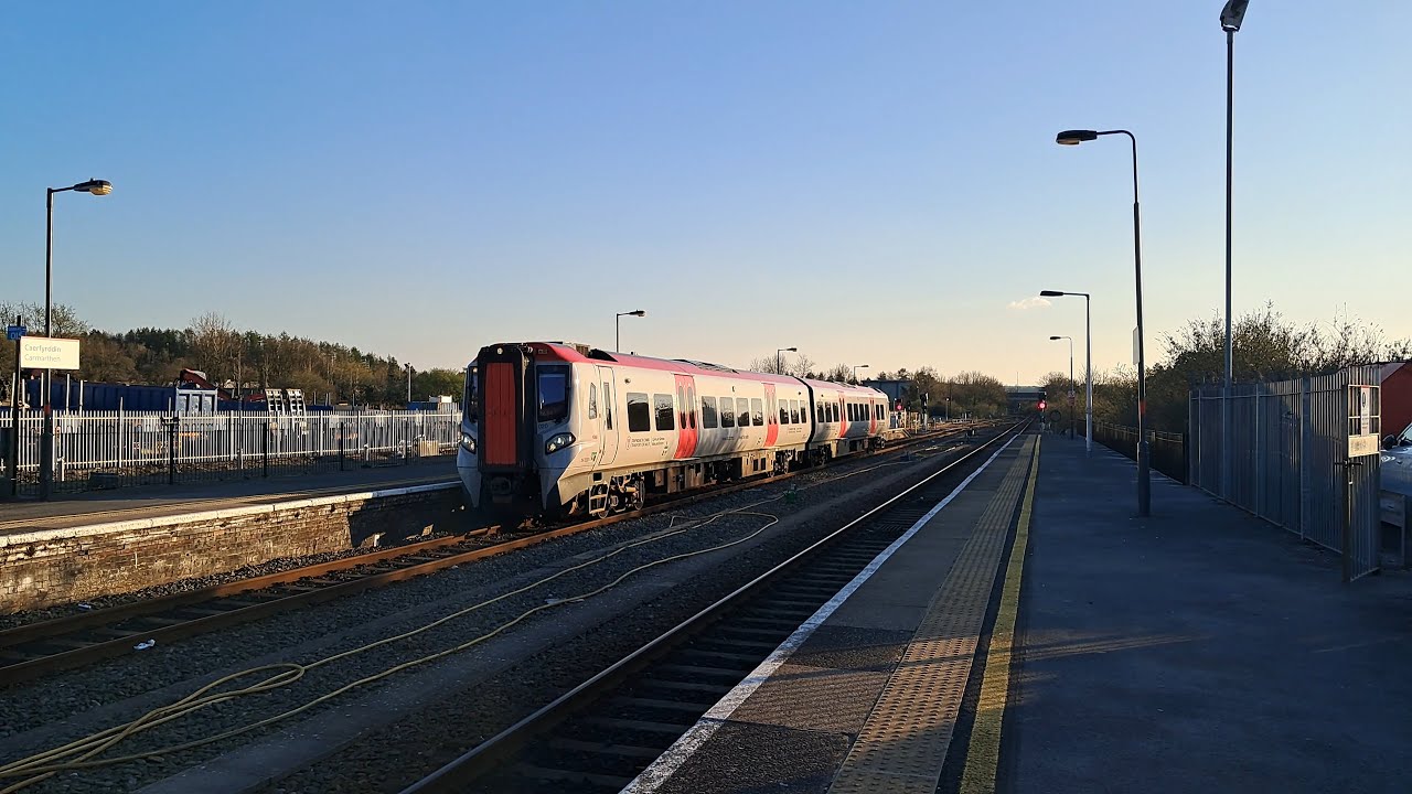Trains at Carmarthen WWL 02/04/2025