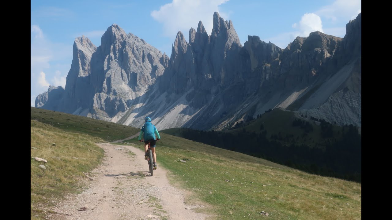 Unter den GEISLERN Dolomiten MTB