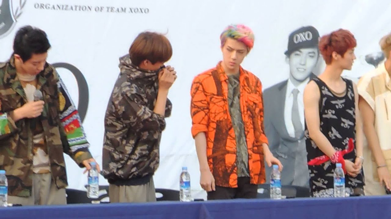 130615 EXO 청량리 Fansign @ arriving+Talk