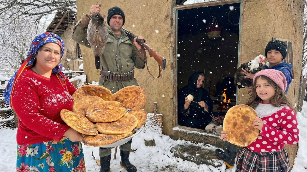 Life in Snowy Mountain Village! Baking Bread in Tandoor 