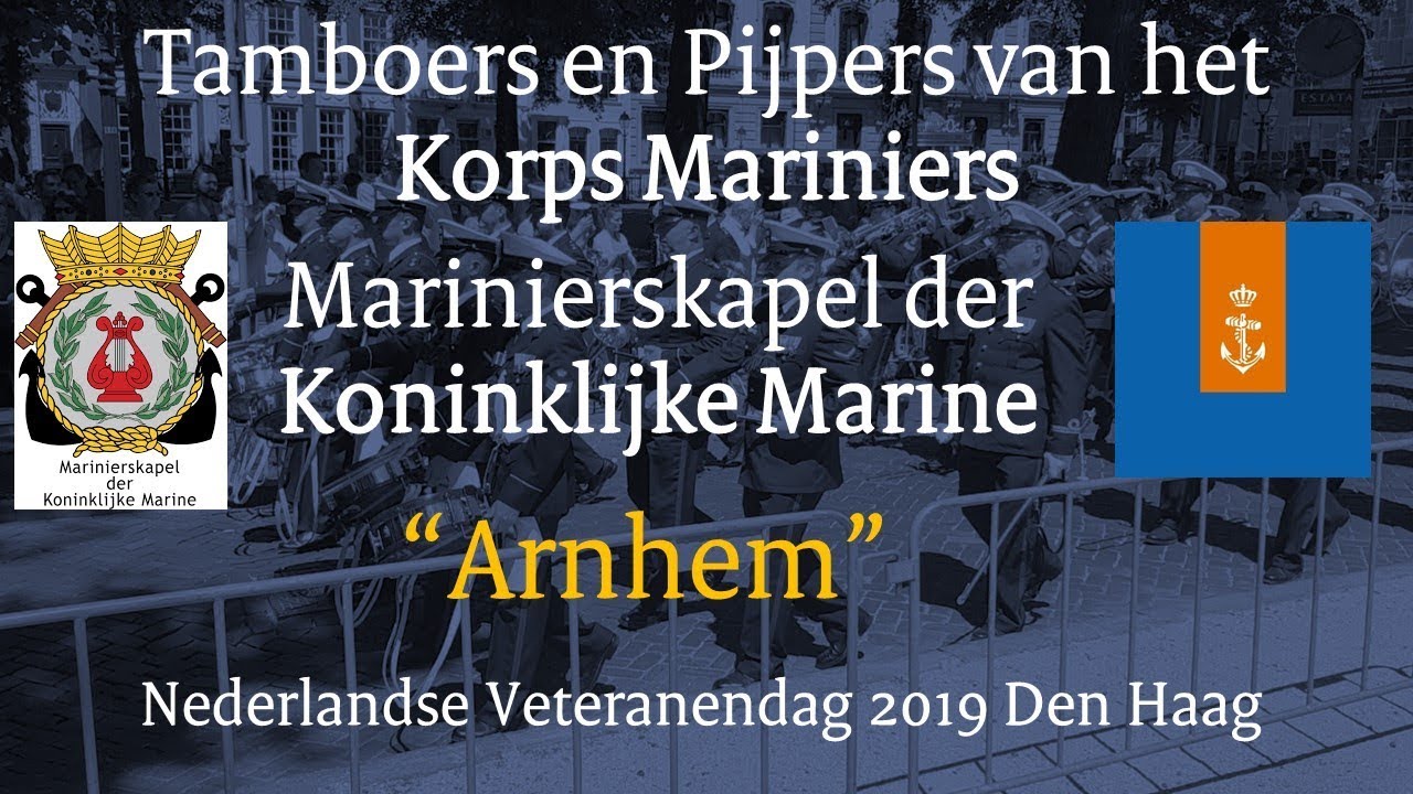 TAMBOERS EN PIJPERS & MARINIERSKAPEL - 