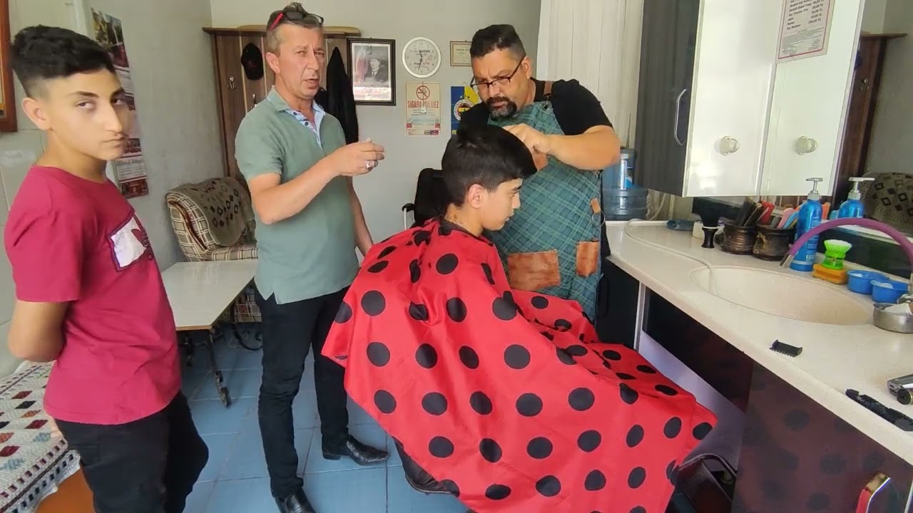 Bir Günlük Çırak 30. Bölüm l Berber Çıraklığı