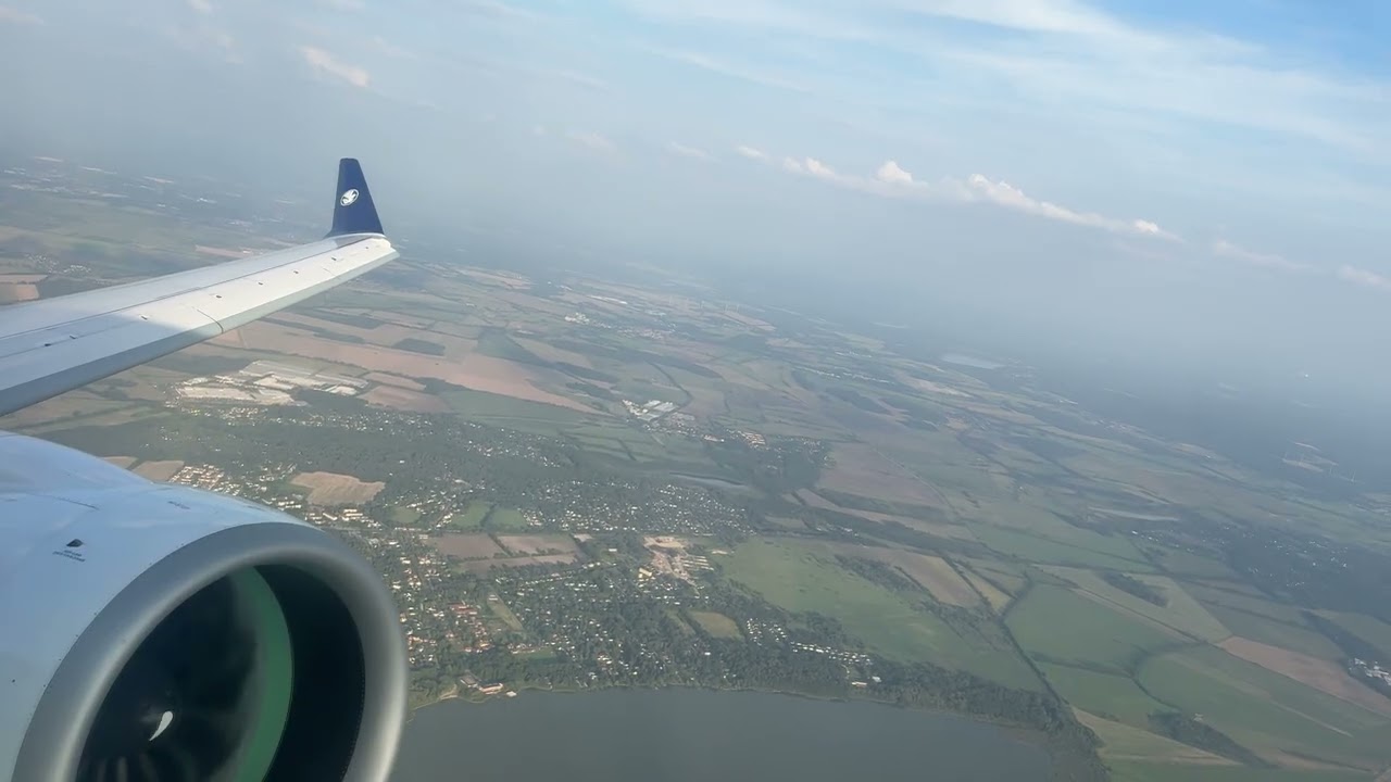 Air France Airbus A220-300 take-off from Berlin (BER) 27AUG2025