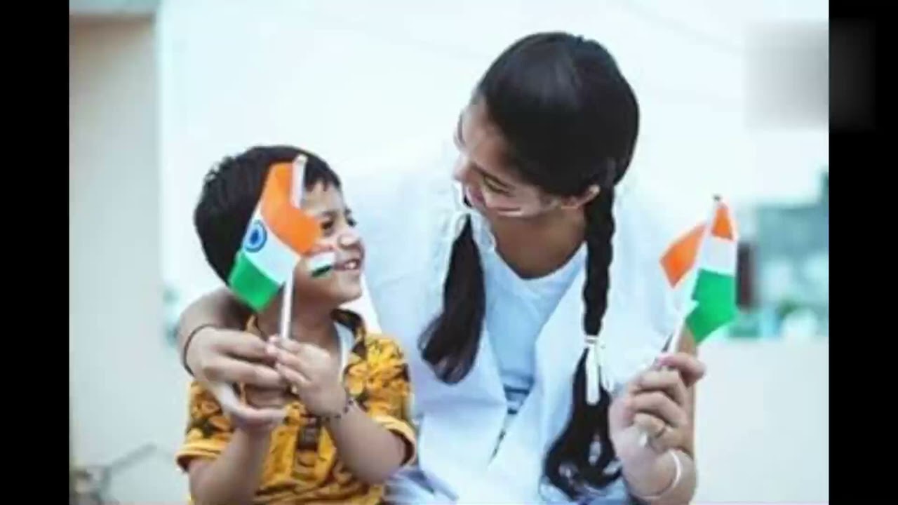 एक हाथ तिरंगे को लगाया  फुल सॉन्ग    और माथे से चूम कर दिखाया    सोनू हुसैन राइटर