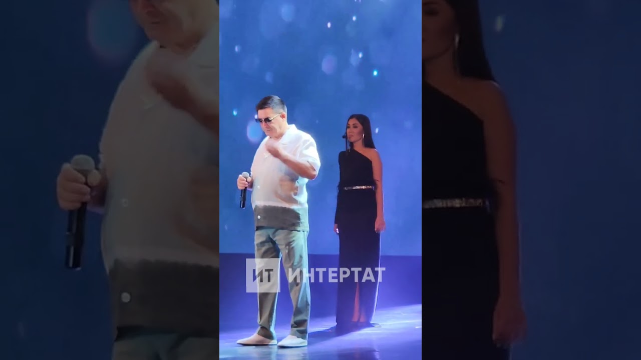 Салават Фәтхетдинов махсус операция темасына җырлый: 