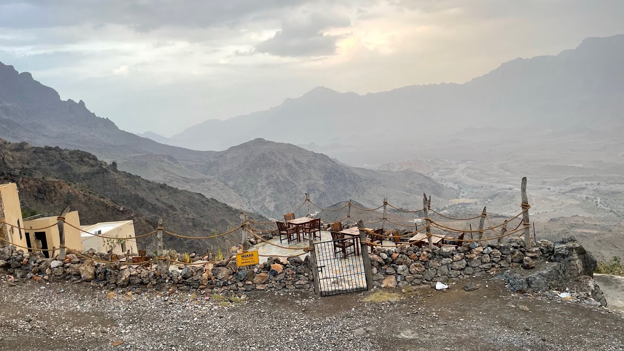 Explore Oman,Wakan village