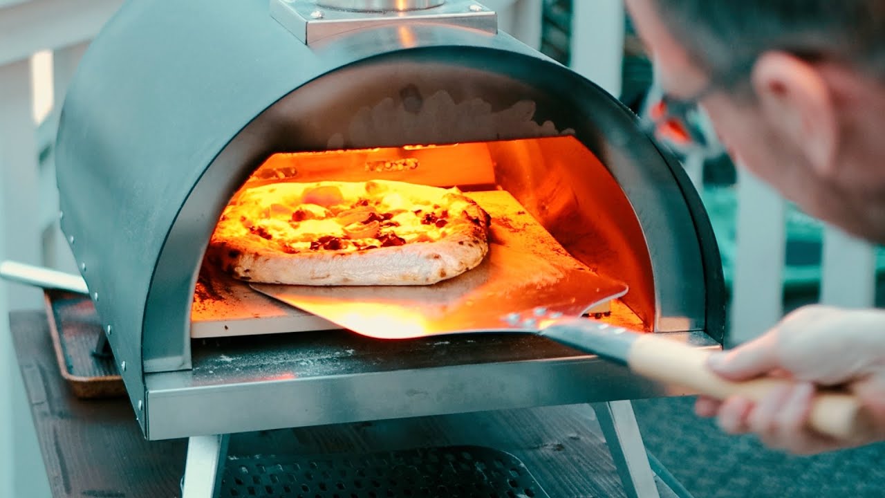 Trying Out My New Wood Fired Pizza Oven
