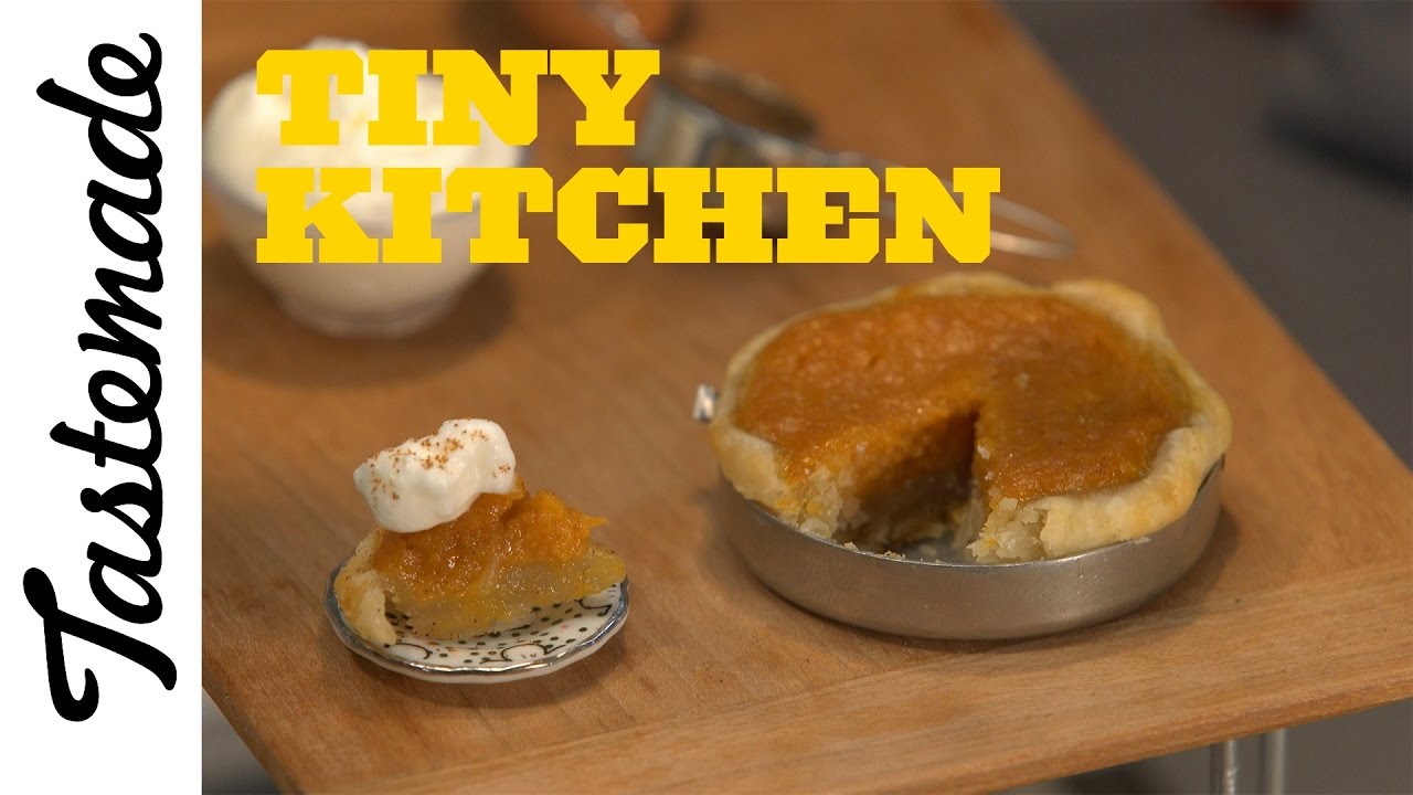 Tiny Pumpkin Pie | Tiny Kitchen